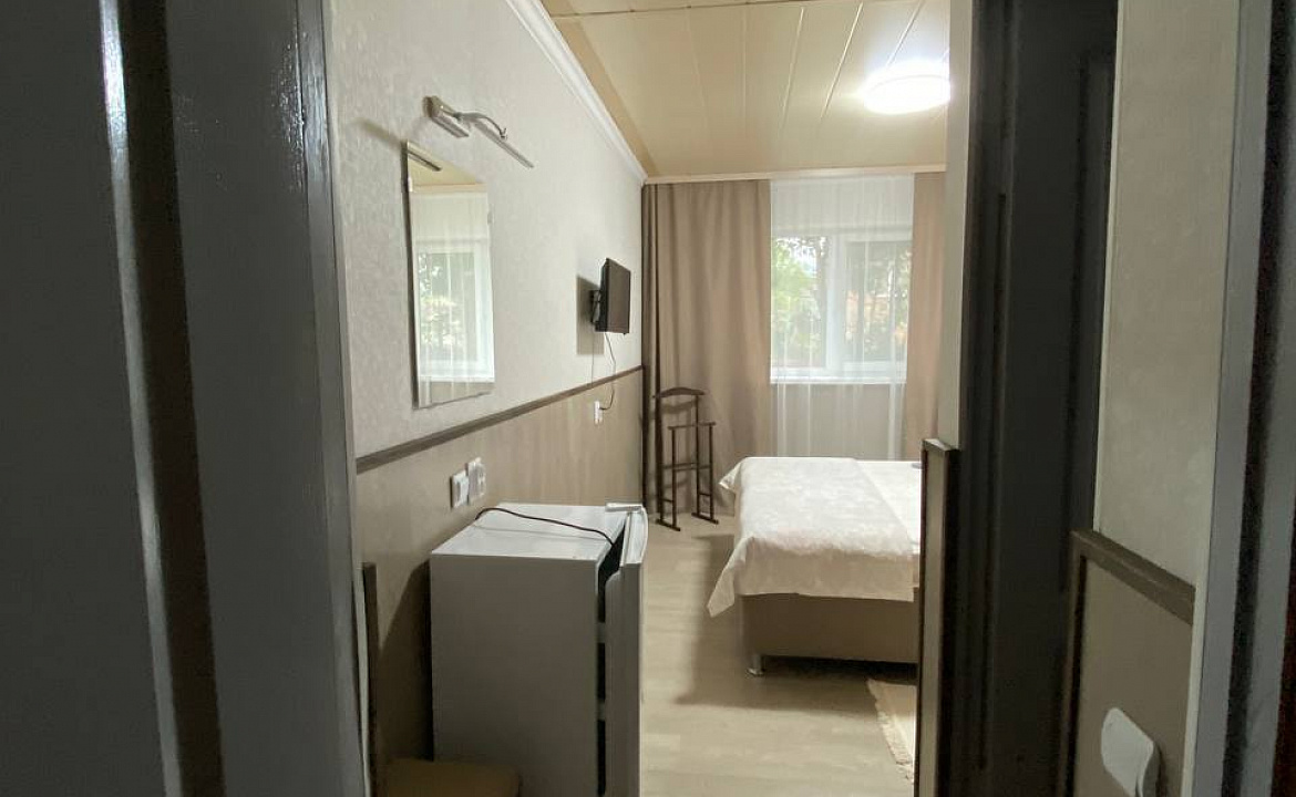 Двухместный первый этаж. Гостевой дом "Инжир". Новомихайловский