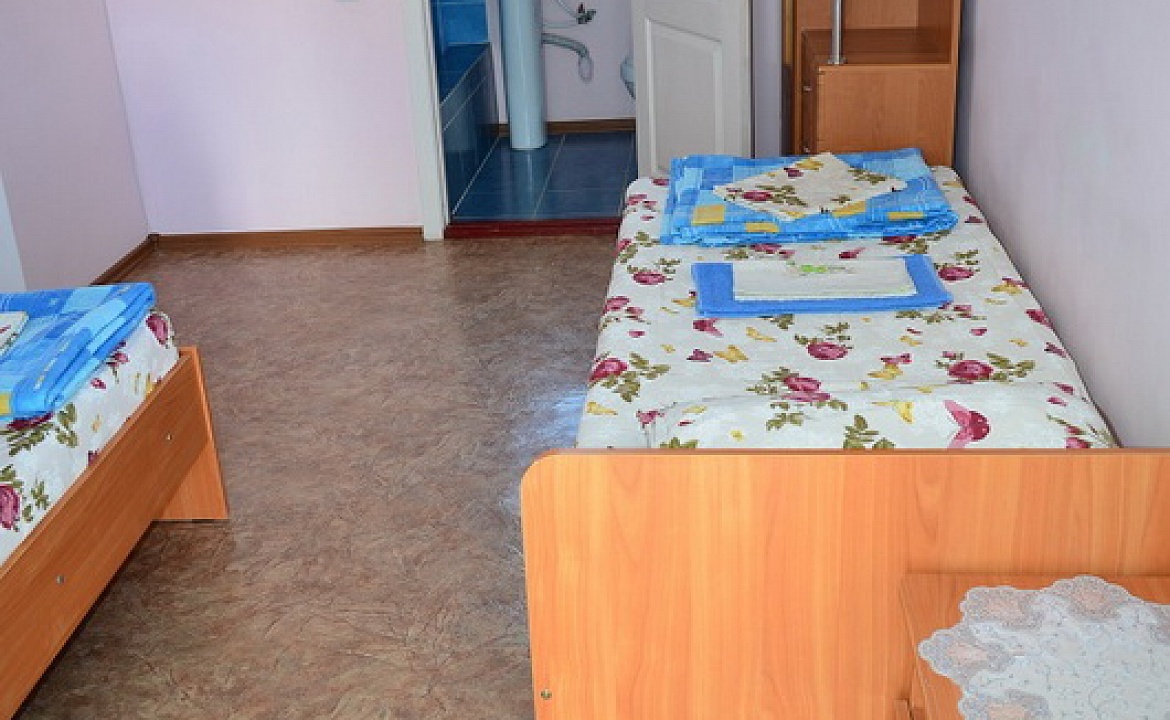 2-х комнатный с кондиционером. Гостевой дом "Джулия". Севастополь