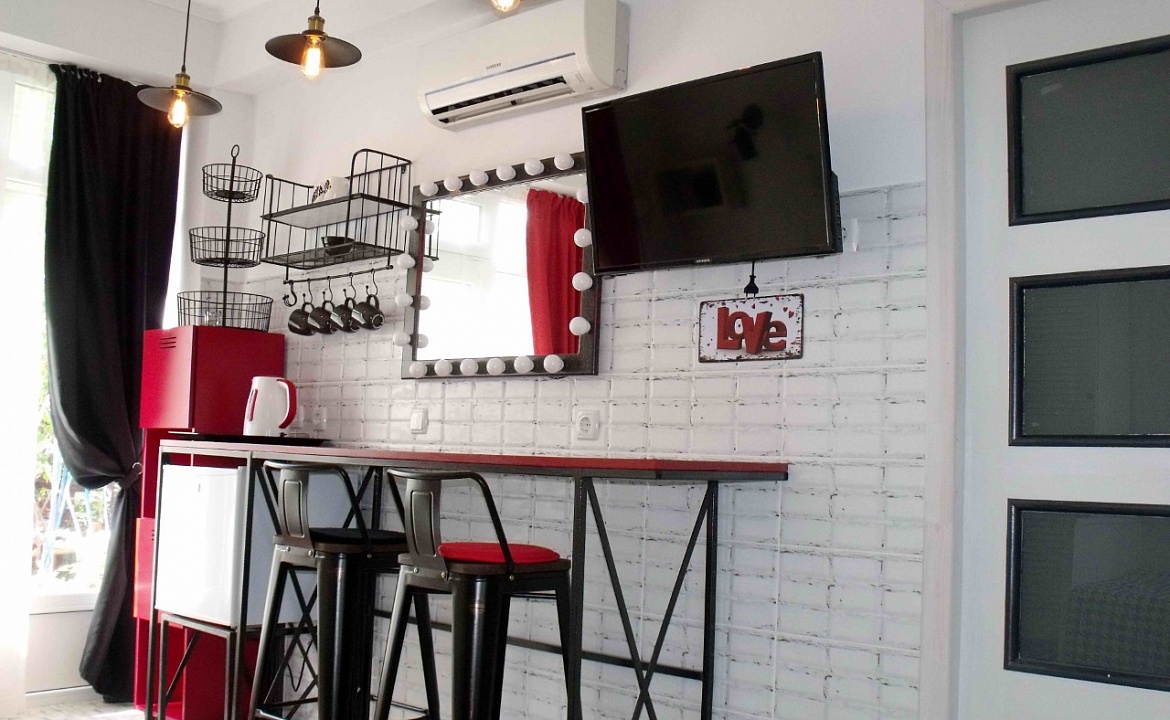 2-х местный номер — «Кино-камера». Гостевой дом "Триера". Судак