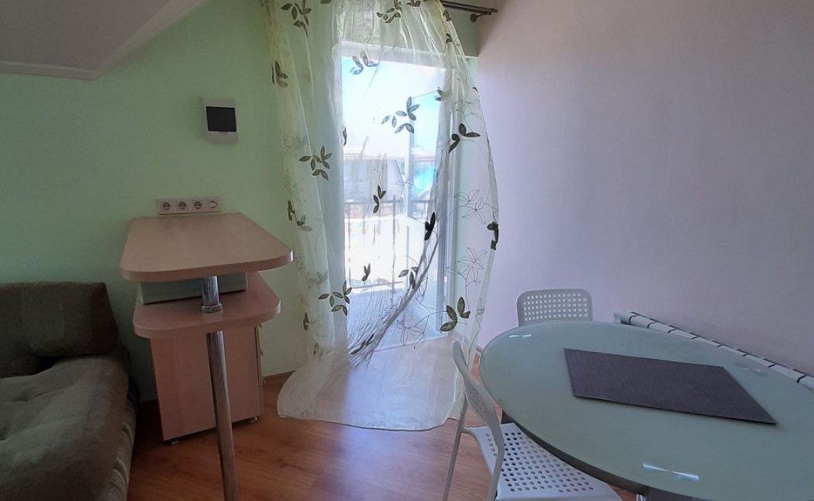 этаж под ключ . Апартаменты . . Частный сектор "АБСОЛЮТ". Благовещенская