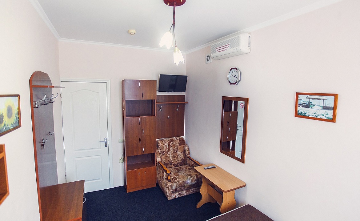 Стандарт трехместный 1. Частный сектор "Relax". Ейск