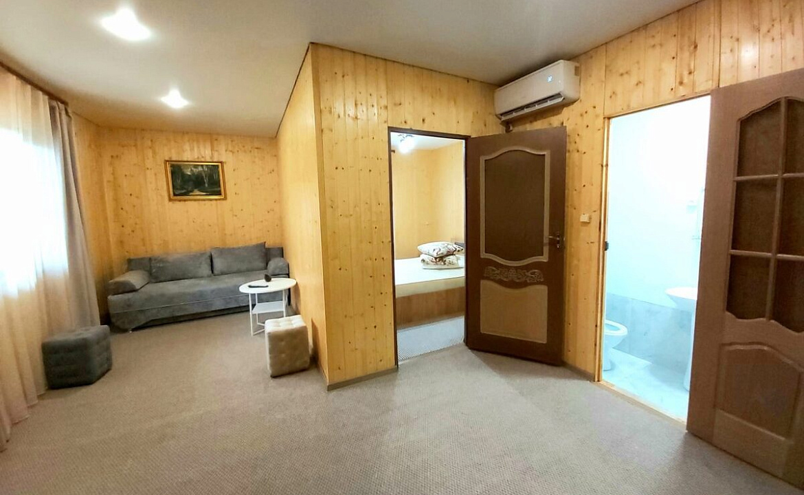 Дом Семейный. "Delis" (Делис). Гагра