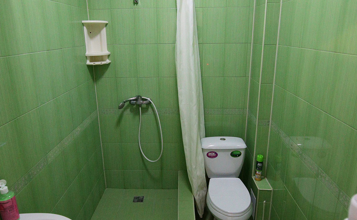 Апартаменты на 4-х человек с балконом. Гостевой дом "МЕЛИС". Дивноморское