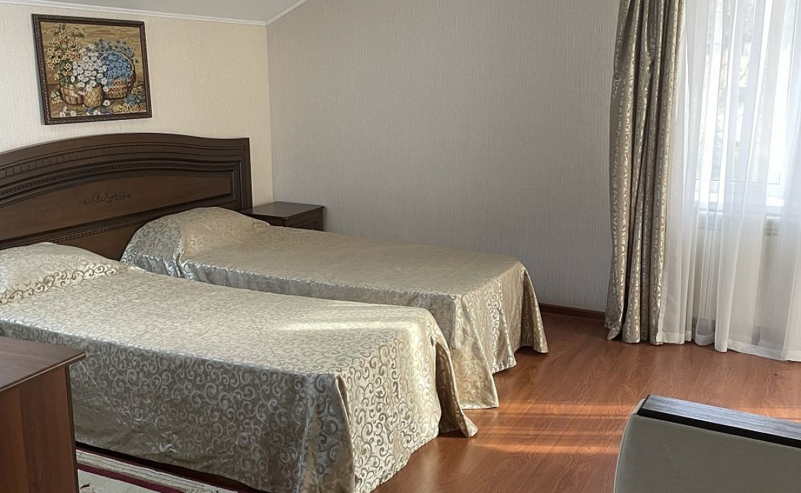 Номер «Стандарт». База отдыха "Платан Resort". Витязево