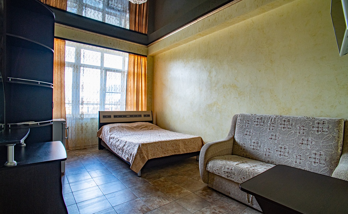 2х местный полулюкс с балконом для 2+2. Отель "Калараш 17а". Лазаревское