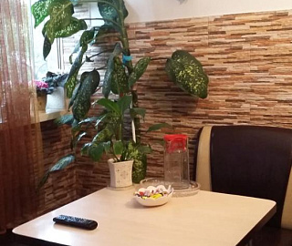 Квартира под ключ. Квартира в многоквартирном доме Трёхкомнатная квартира. 