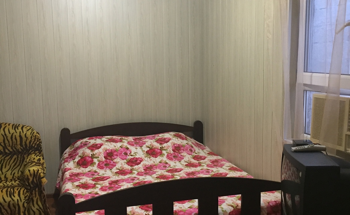  Трехместный со всеми удобствами. Гостевой дом на Комарова 17. Витязево