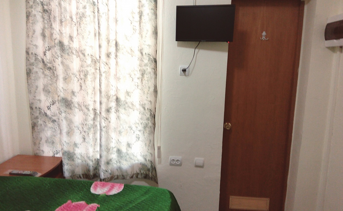 Эконом-1. Гостевой дом "Уютный дворик" на Толстого 42А. Геленджик