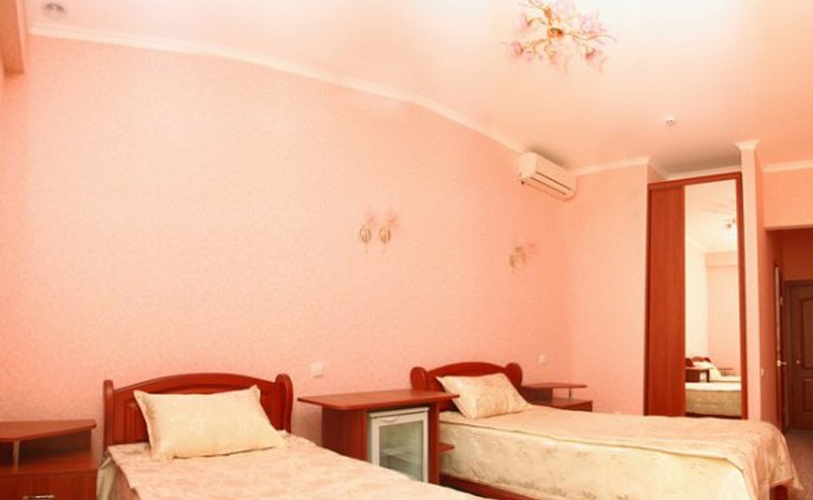 Стандарт. Отель Majestic. Партенит