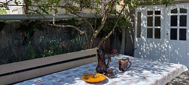 Гостевой дом "У подножья пещеры"