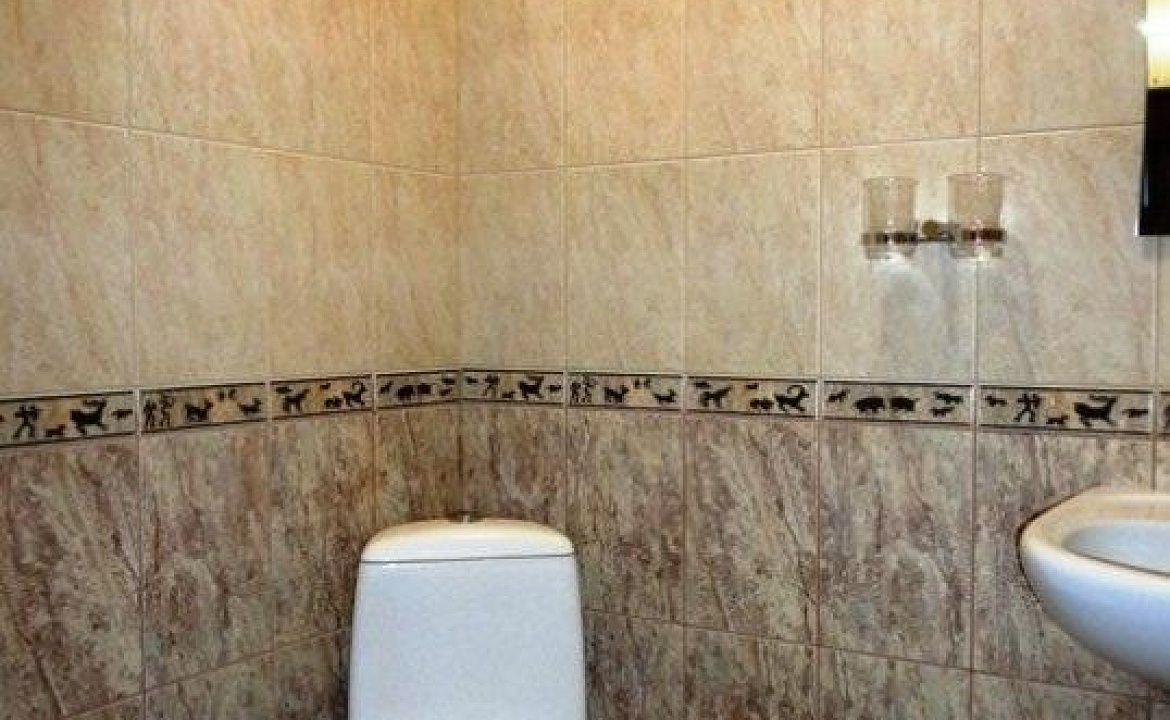 Семейный 2 , Коттедж. Частный сектор Дворик на Азовской. Должанская