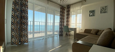 Квартира в многоквартирном доме Квартира у моря видовая с балконами