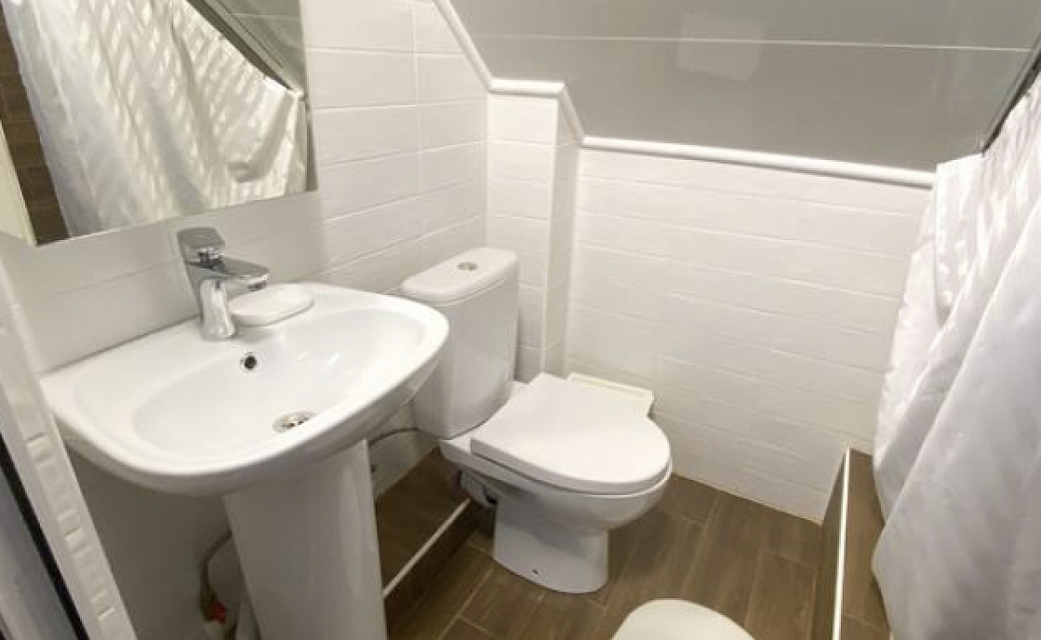 Двухместная комната на третьем этаже 9. Гостевой дом GreenWall. Анапа