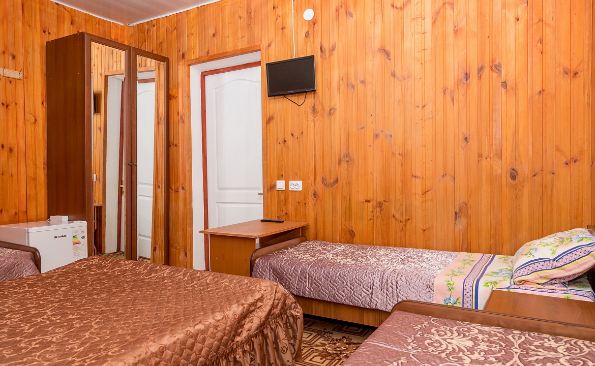 Пятиместный номер эконом класса. Гостевой дом "Ника" - Анапа. Анапа