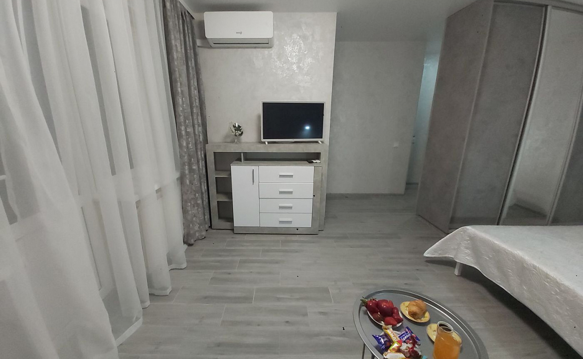 Квартира под ключ. Квартира в многоквартирном доме в центре Адлера. Адлер