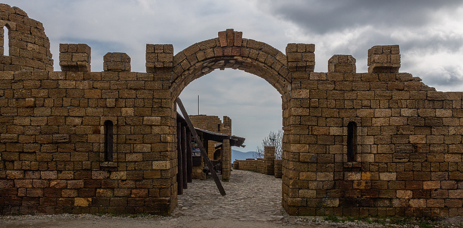 Крепость «Грозовые ворота» Геленджик