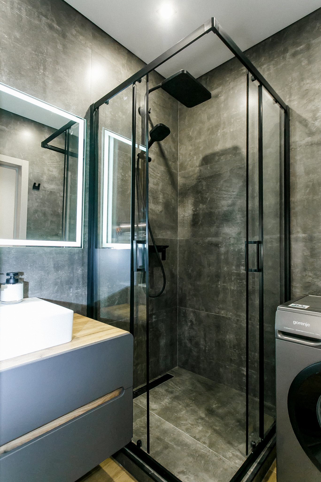 . Квартира в многоквартирном доме Современный апартамент на первой береговой. Дагомыс