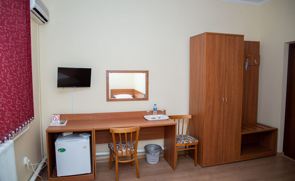 Стандарт. Гостевой дом "Дельфин" - Голубицкая. Голубицкая