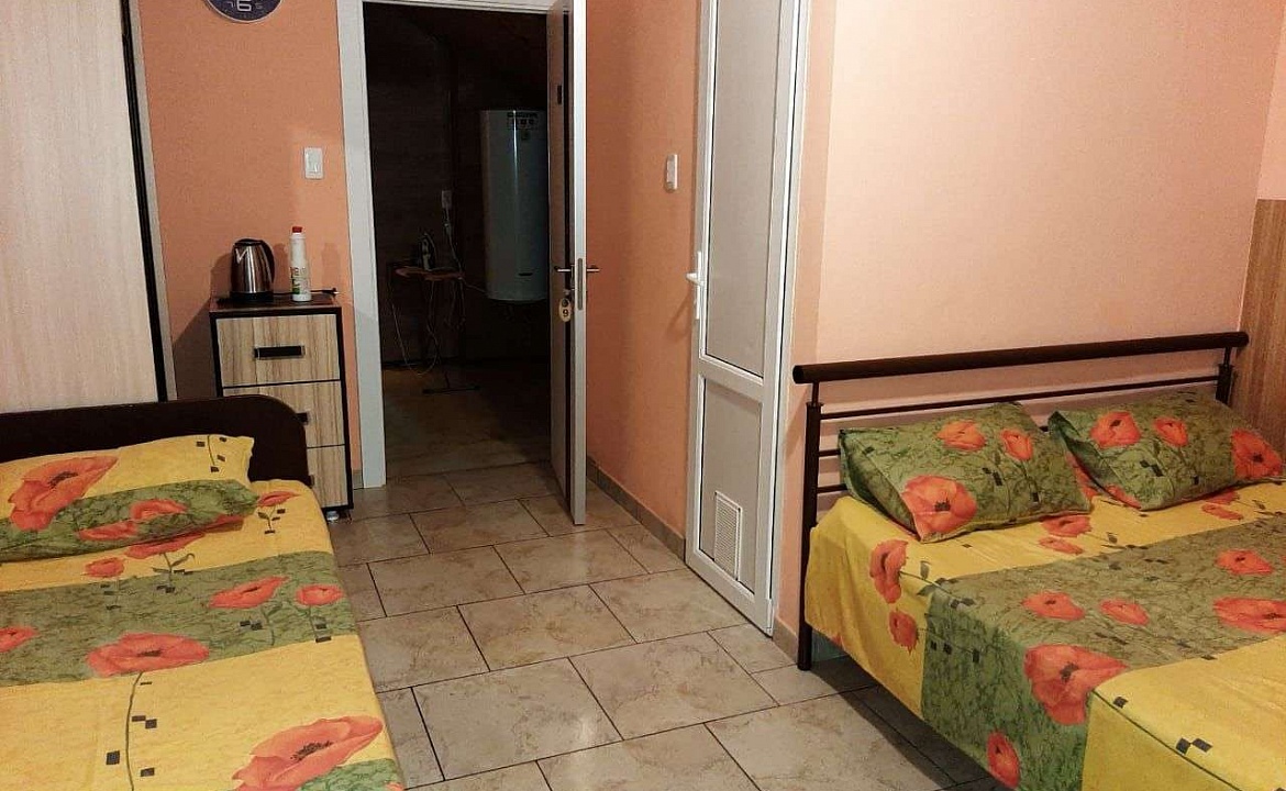 С удобствами на 2, 3, 4 и 5 человек. Гостевой дом ОРИОН. Ольгинка С удобствами на 2, 3, 4 и 5 человек. Гостевой дом ОРИОН. Ольгинка