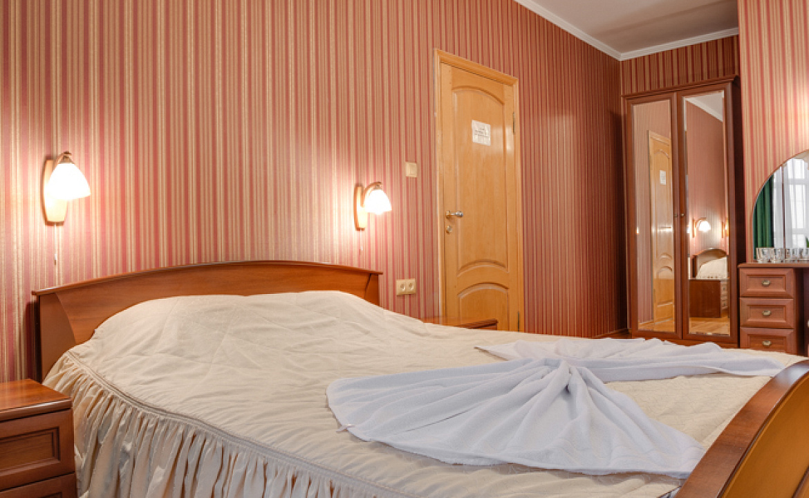 Люкс 2-4х местный Корпус 1. Гостевой дом "Олива". Анапа