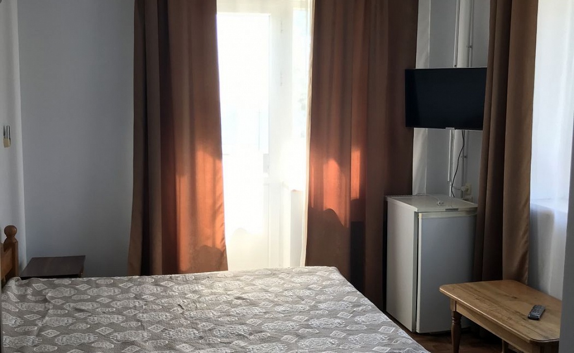 2-х местный стандарт с балконом. Частный сектор "Адениум". Лазаревское 2-х местный стандарт с балконом. Частный сектор "Адениум". Лазаревское