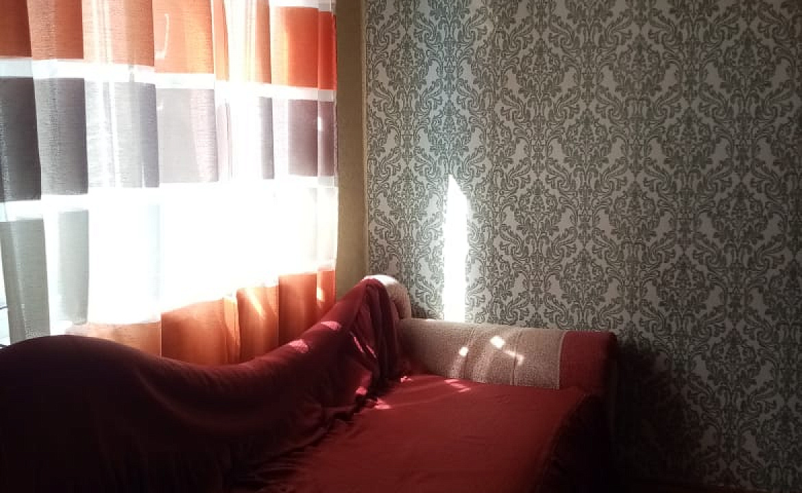 1-комнатная квартира. Квартира в многоквартирном доме Агрба 2 кв 67. Пицунда