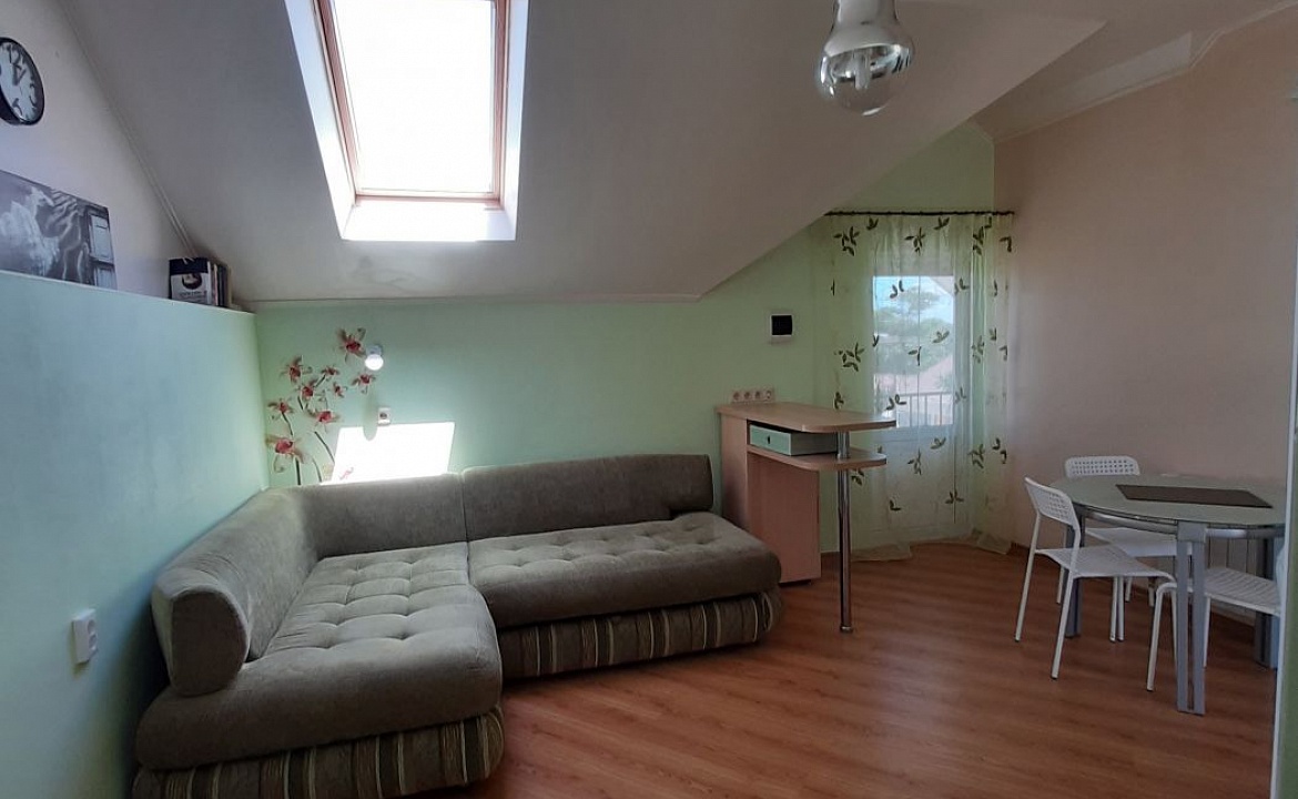 этаж под ключ . Апартаменты . . Частный сектор "АБСОЛЮТ". Благовещенская