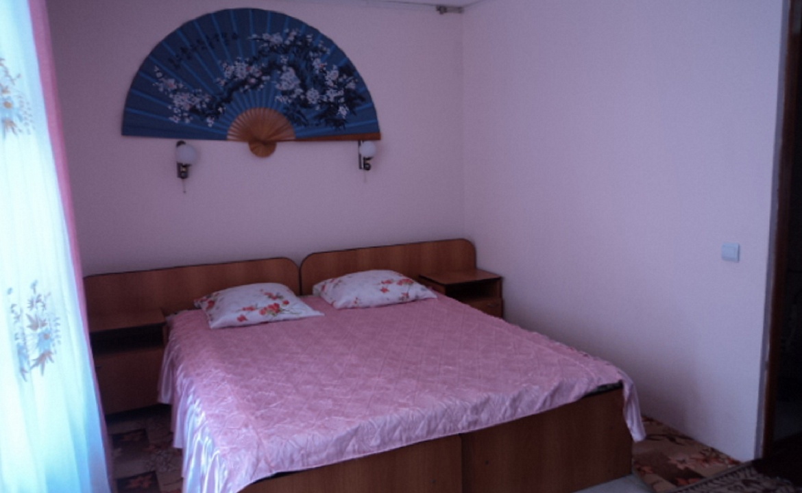 Двухкомнатный четырехместный номер класса стандарт со всеми удобствами. Гостевой дом "Ника" - Анапа. Анапа