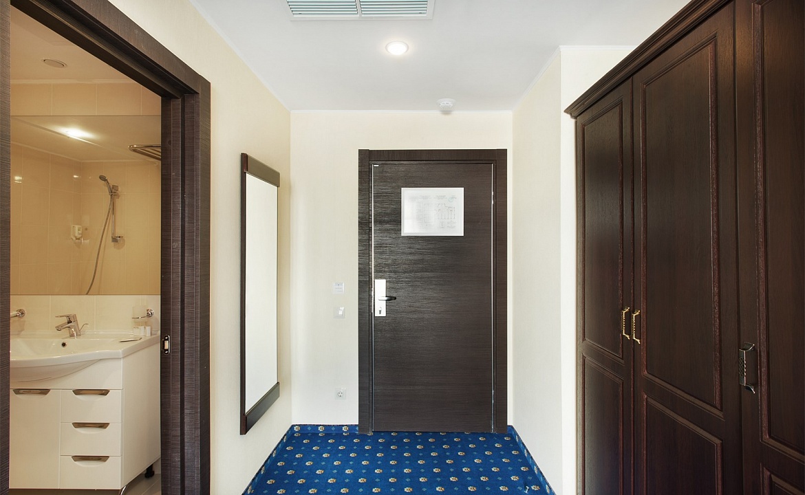 De Luxe. Отель "Бристоль". Ялта