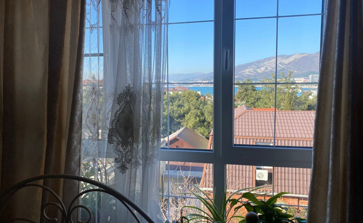 3 комнатный дом. "Брио" частный сектор. Геленджик