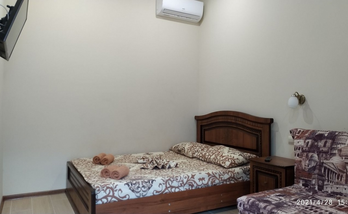 4х местный с удобствами. Частный сектор Гостевой дом "Leto". Кабардинка 4х местный с удобствами. Частный сектор Гостевой дом "Leto". Кабардинка