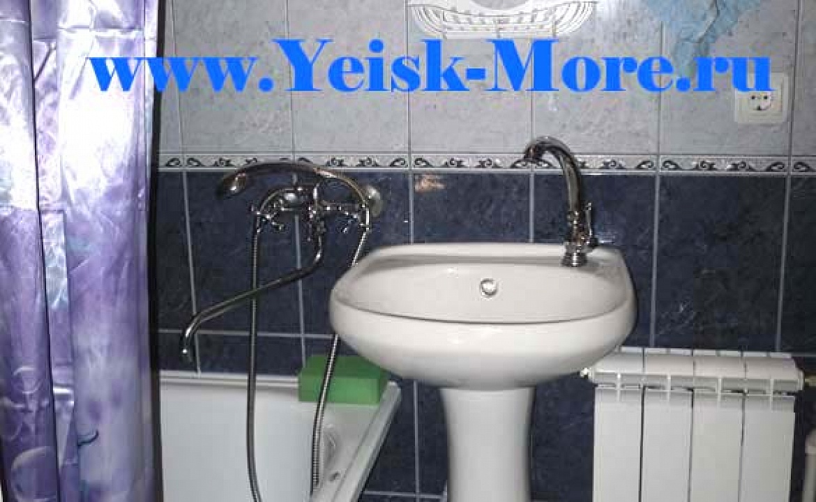 1-комнатный частный дом. Частный сектор "Ирина". Ейск