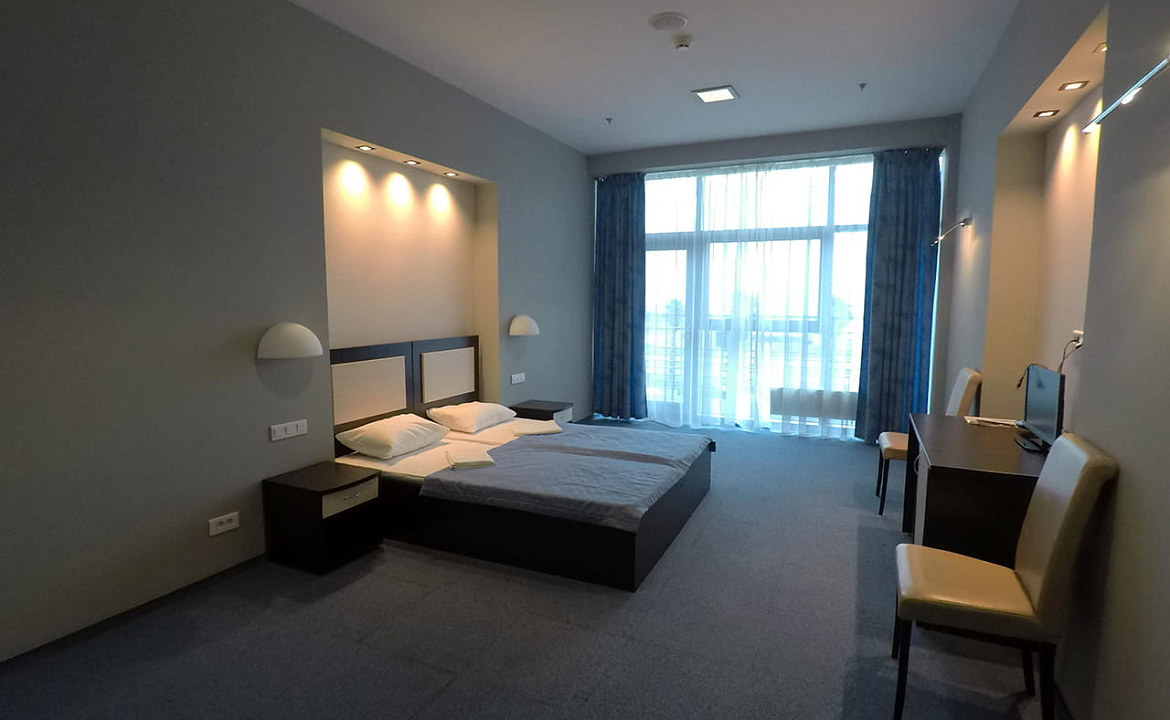 Отель. Двухкомнатный улучшенный. Отель/Хостел «Терминал Адлер». Адлер