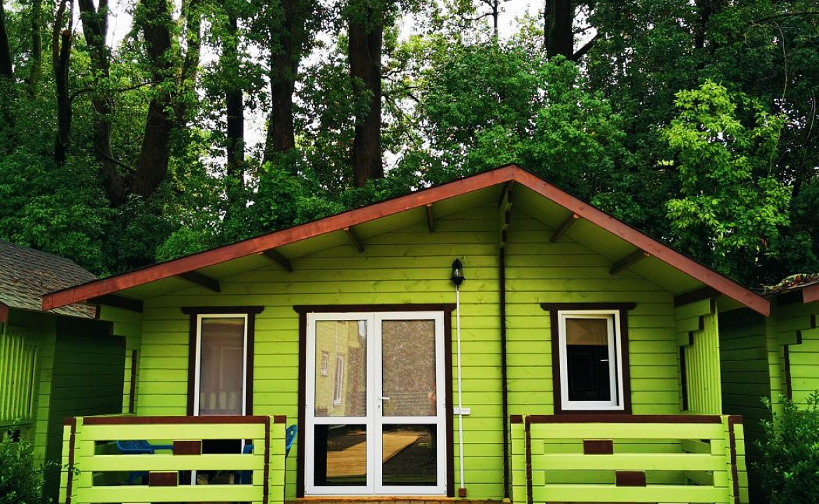 ДОМИК КОМФОРТ. Гостевой дом САДКО. Пицунда