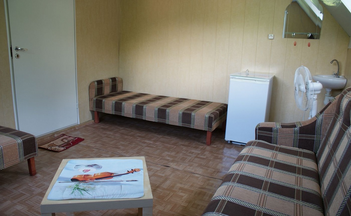 Четырехместный номер. Гостевой дом "В гостях у Людмилы". Туапсе