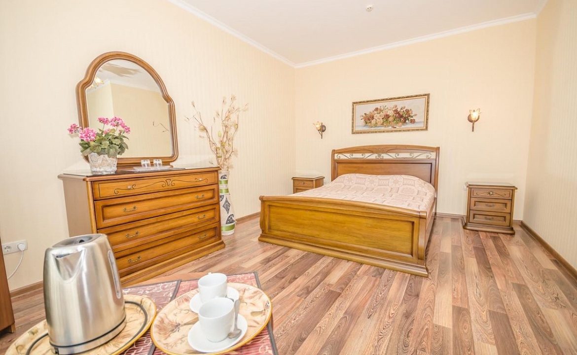 «Люкс». Отель Вилла Сосновый бор. Гаспра