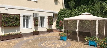 Гостевой дом Гостевой дом «Floral Courtyard» Гостевой дом Гостевой дом «Floral Courtyard»