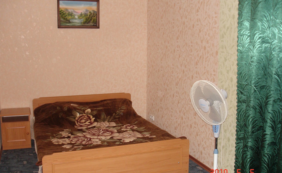 Полулюкс. Гостевой дом "Мегаполис". Евпатория