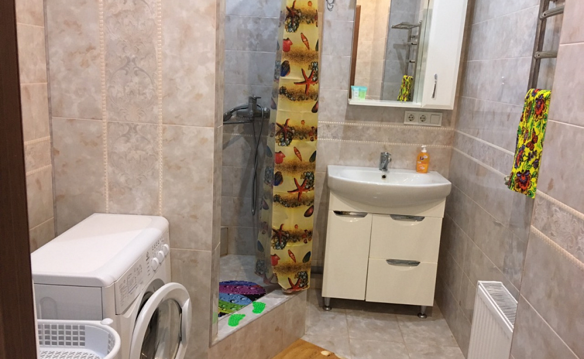 1 комнатная квартира. 1-комнатная квартира Античный 64/1 ". Севастополь