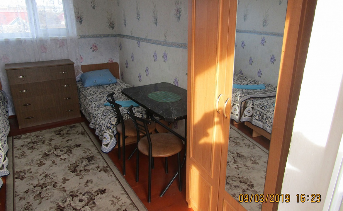 Номер «Эконом» 3-х местный. Гостевой дом “У Петровича”. Приморский