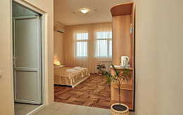 Отель Глобус