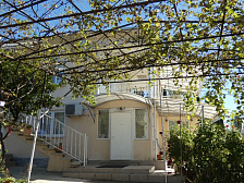 Частный сектор  Братьев Джинджолия 36 