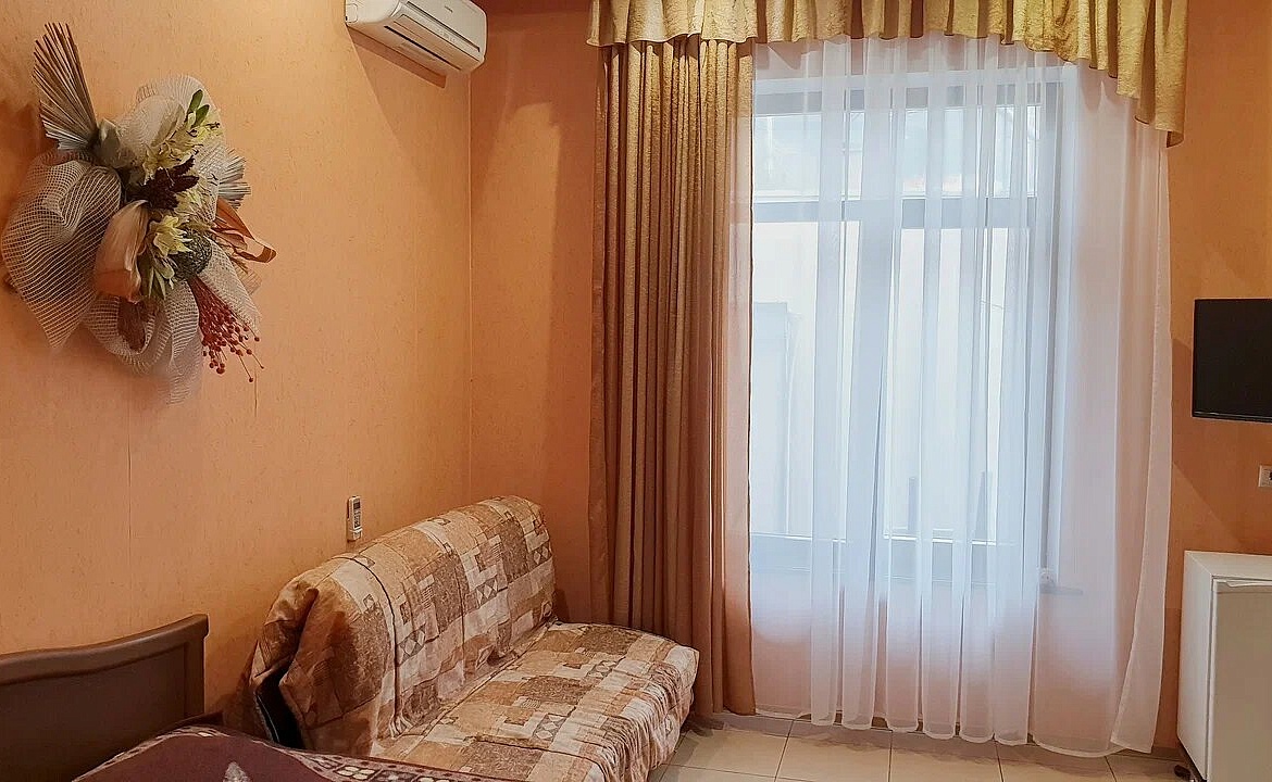 Семейный №8, №4. Гостевой дом "НАШ ДОМ". Геленджик Семейный №8, №4. Гостевой дом "НАШ ДОМ". Геленджик