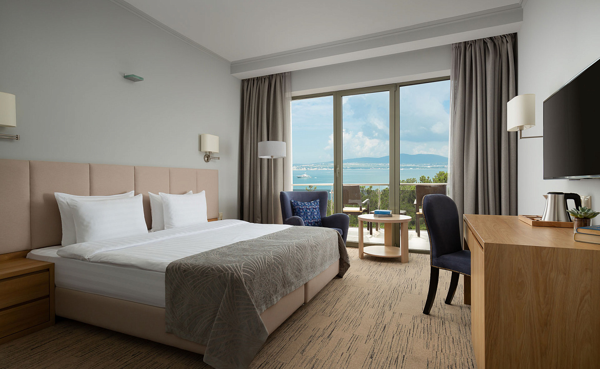 Корпуса 4 звезды. Стандарт с видом на море. ПРИМОРЬЕ GRAND RESORT HOTEL. Геленджик