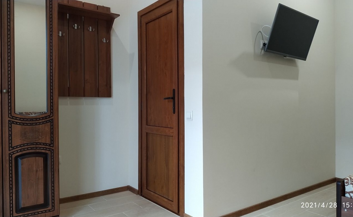 4х местный с удобствами. Частный сектор Гостевой дом "Leto". Кабардинка 4х местный с удобствами. Частный сектор Гостевой дом "Leto". Кабардинка