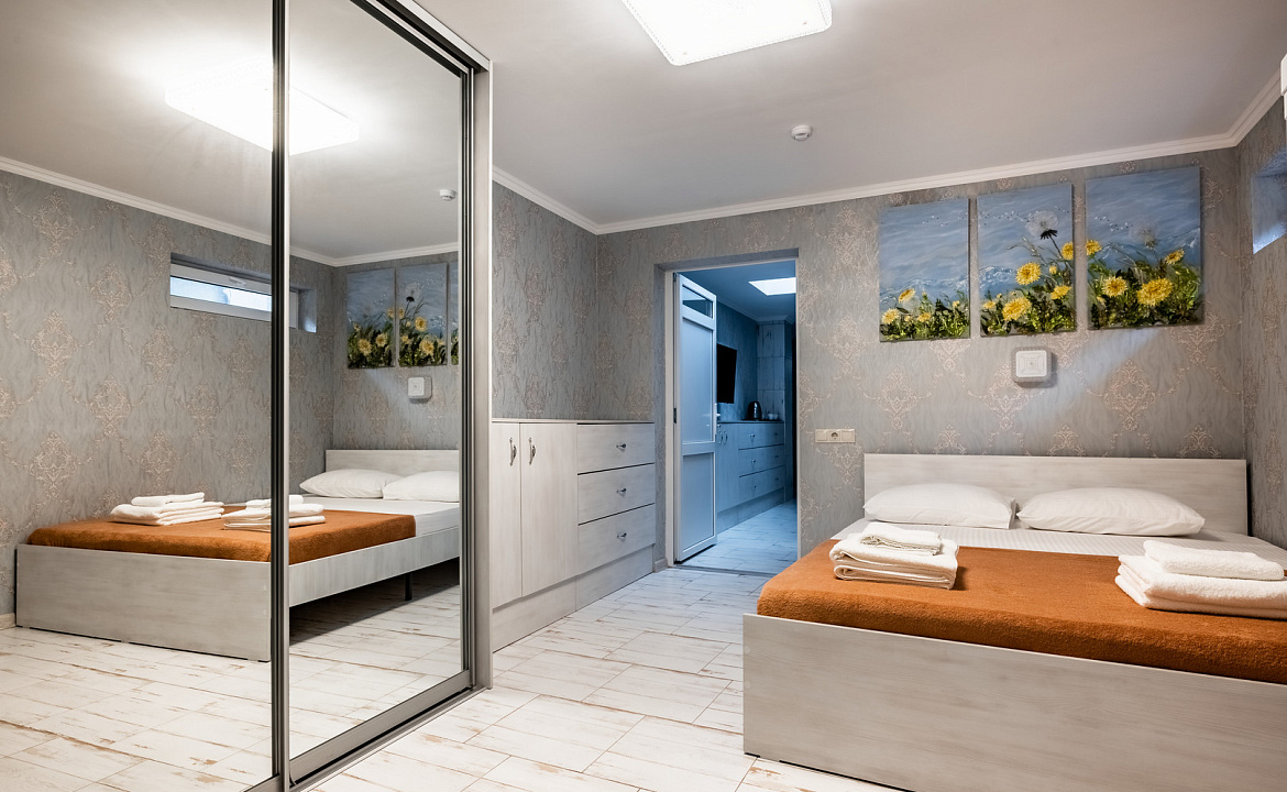 Семейный двухкомнатный. Отель "Вальс цветов". Красная Поляна