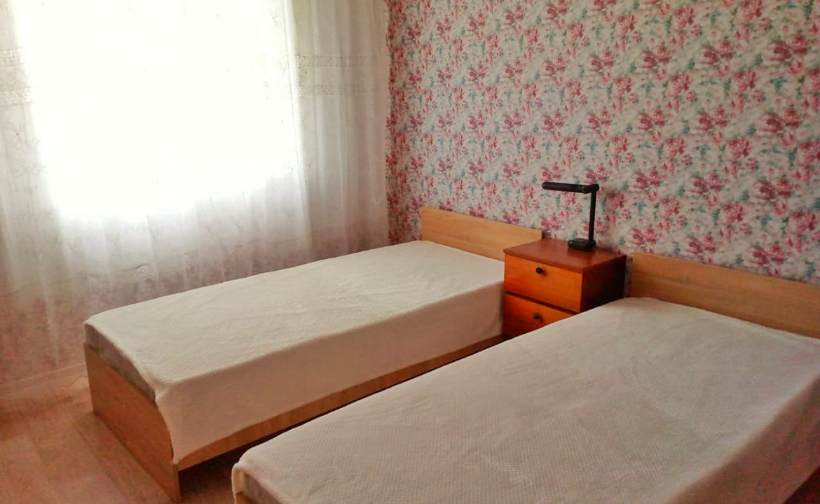 2-х комнатная квартира. Квартира в многоквартирном доме 2-х комнатная Гобечия 44. Гудаута