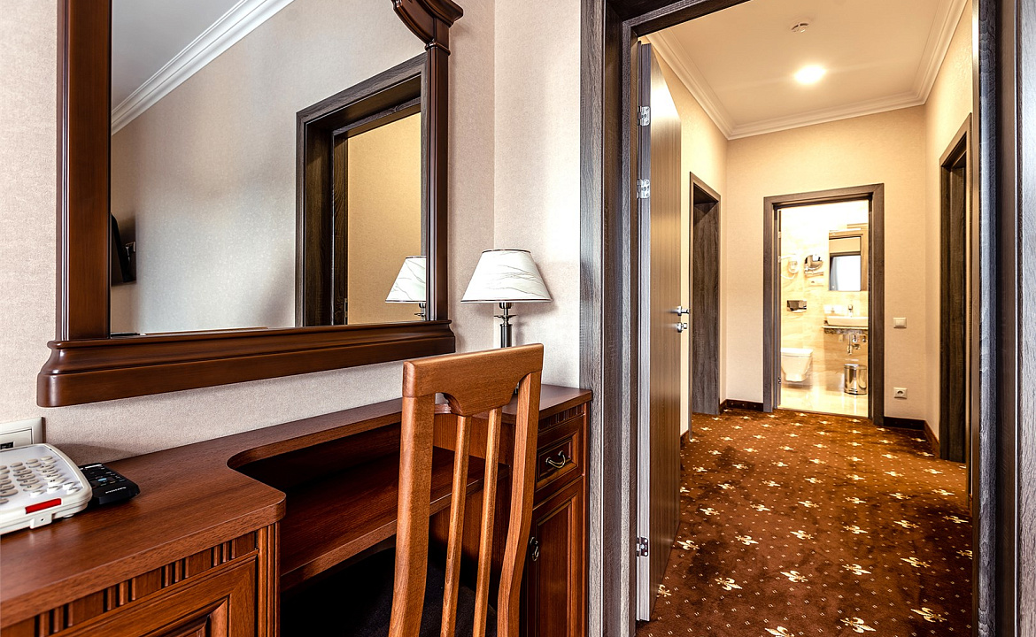 Люкс семейный. Отель «Южные Ночи». Кабардинка