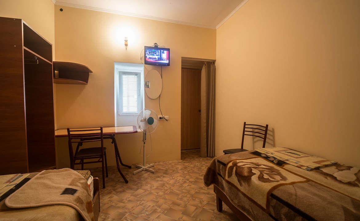 Номер 3 места. Гостевой дом Аист. Саки