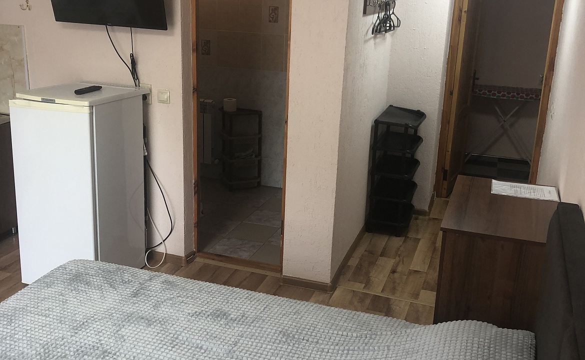 трехместный. Гостевой дом "Нина" . Ольгинка